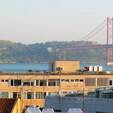 Tagus Sunrise In Estrela By Innkeeper Apartment *