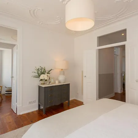 Tagus Sunrise In Estrela By Innkeeper Apartment Lissabon