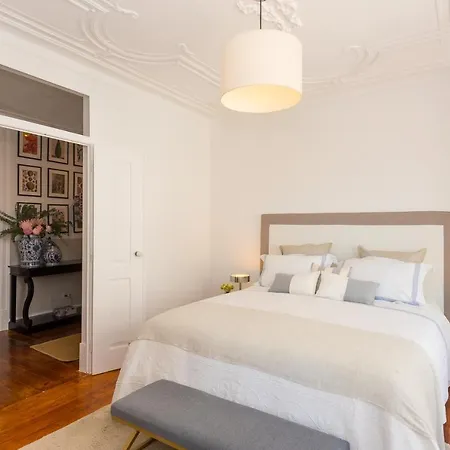 Апартаменти Tagus Sunrise In Estrela By Innkeeper *